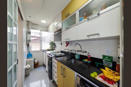 Apartamento à venda com 86m², 3 quartos e 1 vaga Apartamento à venda com 86m², 3 quartos e 1 vagaCozinha e Área de Serviço