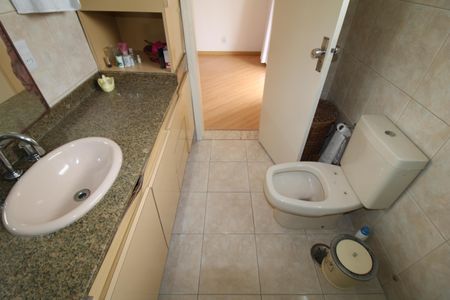 Apartamento à venda com 88m², 3 quartos e 1 vagaBanheiro da Suíte