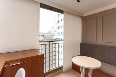 Varanda  de kitnet/studio para alugar com 1 quarto, 25m² em Perdizes, São Paulo