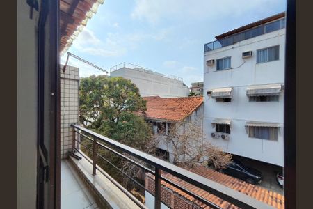 Apartamento para alugar com 110m², 3 quartos e 3 vagas Apartamento para alugar com 110m², 3 quartos e 3 vagasVaranda da Suíte 1