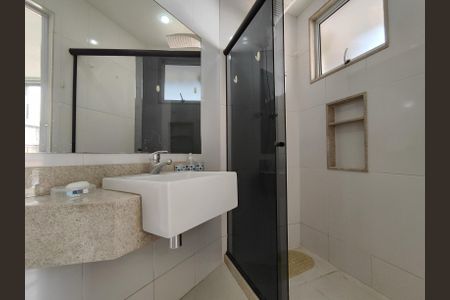 Apartamento para alugar com 110m², 3 quartos e 3 vagas Apartamento para alugar com 110m², 3 quartos e 3 vagasBanheiro da Suíte 1