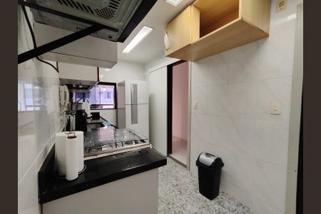 Apartamento para alugar com 110m², 3 quartos e 3 vagas Apartamento para alugar com 110m², 3 quartos e 3 vagasCozinha