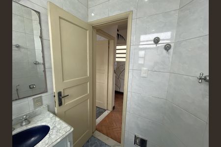 Apartamento à venda com 65m², 2 quartos e sem vagaBanheiro