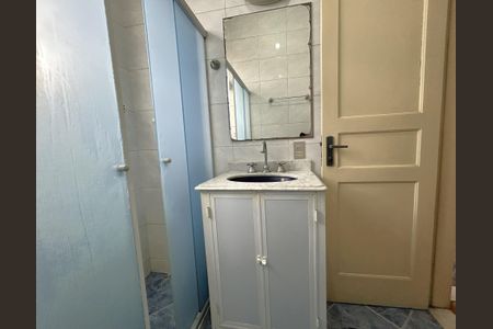 Apartamento à venda com 65m², 2 quartos e sem vagaBanheiro