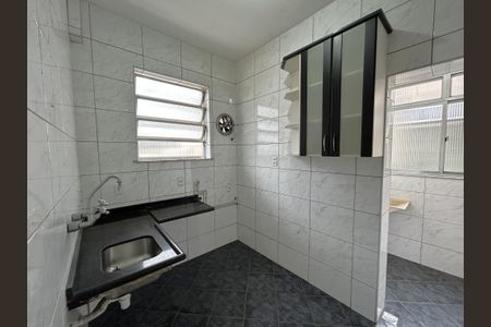 Apartamento à venda com 65m², 2 quartos e sem vagaCozinha