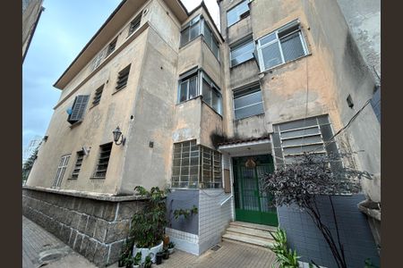Apartamento à venda com 65m², 2 quartos e sem vagaÁrea comum