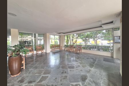 Apartamento à venda com 110m², 4 quartos e 1 vaga Apartamento à venda com 110m², 4 quartos e 1 vagaÁrea comum - Salão de festas