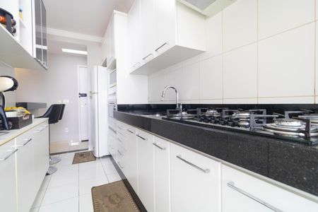 Apartamento à venda com 64m², 2 quartos e 1 vaga Apartamento à venda com 64m², 2 quartos e 1 vagaCozinha