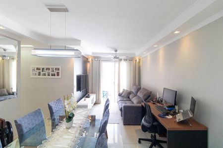Apartamento à venda com 64m², 2 quartos e 1 vaga Apartamento à venda com 64m², 2 quartos e 1 vagaSalas