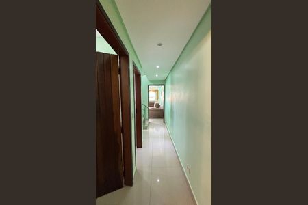 Casa à venda com 263m², 3 quartos e 8 vagasCorredor