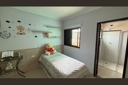 Casa à venda com 263m², 3 quartos e 8 vagasSuite 2