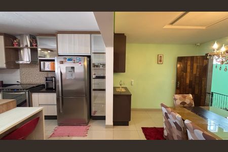 Casa à venda com 263m², 3 quartos e 8 vagasSala de Jantar - Cozinha