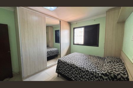 Casa à venda com 263m², 3 quartos e 8 vagasSuite 3