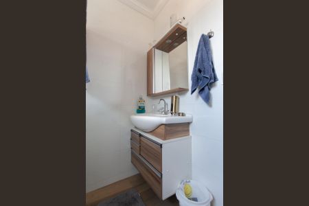 Casa à venda com 220m², 3 quartos e 3 vagas Casa à venda com 220m², 3 quartos e 3 vagasBanheiro da Suíte