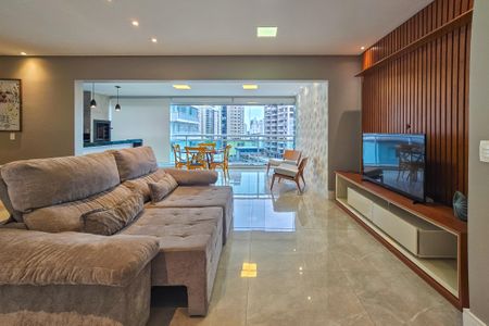 Sala de apartamento para alugar com 3 quartos, 134m² em Vila Luis Antonio, Guarujá