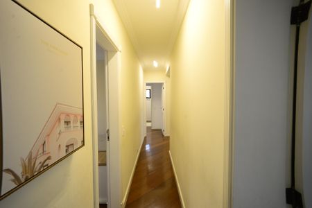 Apartamento à venda com 188m², 4 quartos e 3 vagasCorredor