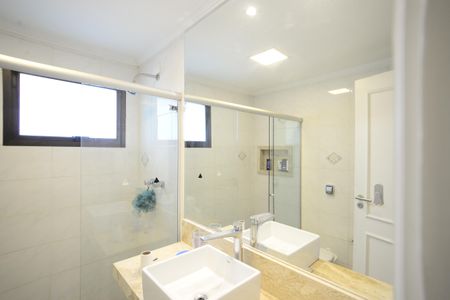 Apartamento à venda com 188m², 4 quartos e 3 vagasBanheiro Social