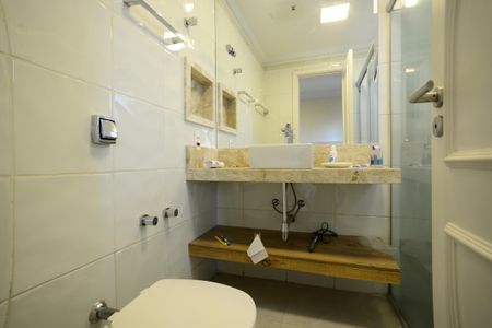 Apartamento à venda com 188m², 4 quartos e 3 vagasBanheiro da Suíte