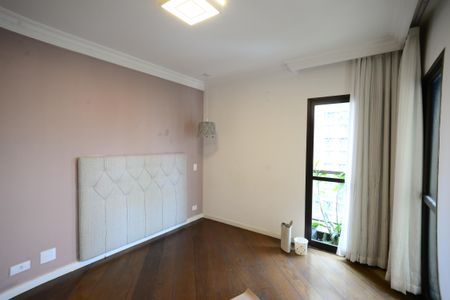 Apartamento à venda com 188m², 4 quartos e 3 vagasSuíte 2