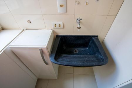 Apartamento à venda com 106m², 2 quartos e 2 vagasÁrea de serviço 1