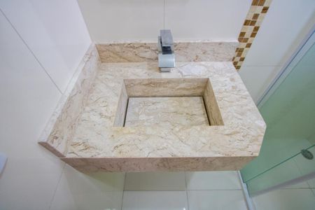 Apartamento à venda com 106m², 2 quartos e 2 vagasBanheiro social