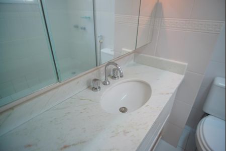 Apartamento à venda com 65m², 1 quarto e 2 vagasBanheiro da Suíte