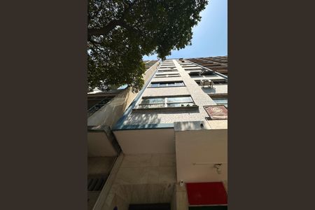 Apartamento à venda com 70m², 2 quartos e sem vaga Apartamento à venda com 70m², 2 quartos e sem vagaFachada