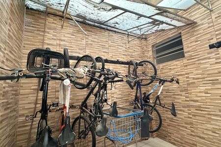 Apartamento à venda com 70m², 2 quartos e sem vaga Apartamento à venda com 70m², 2 quartos e sem vagaBiciletário