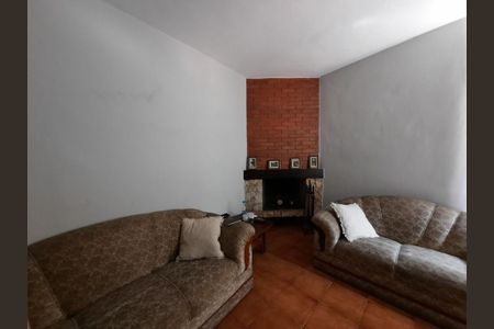 Sala da Lareira de casa à venda com 3 quartos, 226m² em Jardim Peri Peri, São Paulo