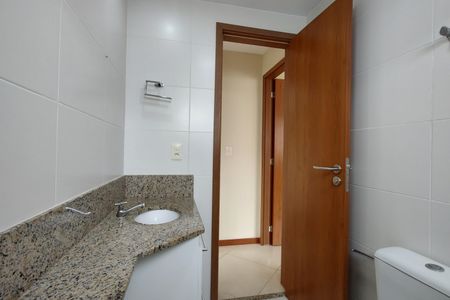Apartamento à venda com 64m², 2 quartos e 1 vaga Apartamento à venda com 64m², 2 quartos e 1 vagaBanheiro Social