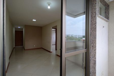 Apartamento à venda com 64m², 2 quartos e 1 vaga Apartamento à venda com 64m², 2 quartos e 1 vagaVaranda