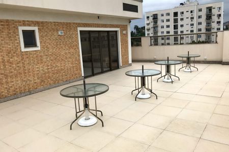 Apartamento à venda com 64m², 2 quartos e 1 vaga Apartamento à venda com 64m², 2 quartos e 1 vagaÁrea comum