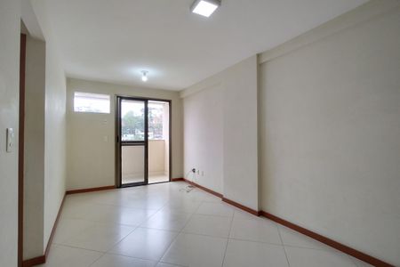 Sala de apartamento à venda com 2 quartos, 64m² em Pechincha, Rio de Janeiro