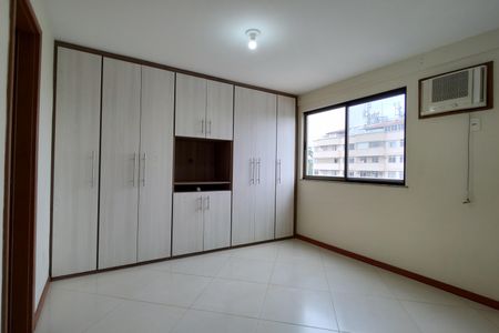 Apartamento à venda com 64m², 2 quartos e 1 vaga Apartamento à venda com 64m², 2 quartos e 1 vagaSuíte