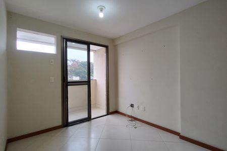 Sala de apartamento à venda com 2 quartos, 64m² em Pechincha, Rio de Janeiro