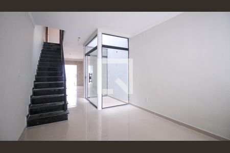 Casa à venda com 3 quartos, 115m² em Vila California, São Paulo