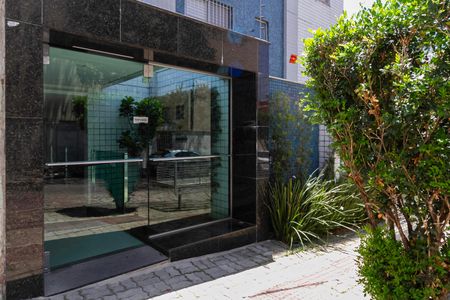 Apartamento à venda com 97m², 3 quartos e 2 vagasFachada