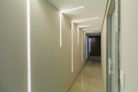 Apartamento à venda com 97m², 3 quartos e 2 vagasHall social