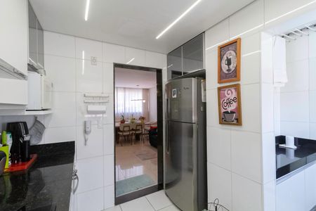 Apartamento à venda com 97m², 3 quartos e 2 vagasCozinha