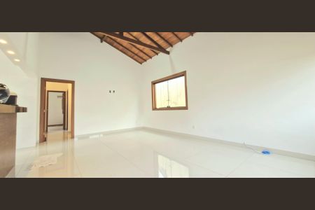 Casa à venda com 170m², 3 quartos e 5 vagas Casa à venda com 170m², 3 quartos e 5 vagasSala 1