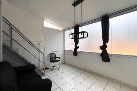 Sala de casa para alugar com 1 quarto, 50m² em Cambuci, São Paulo