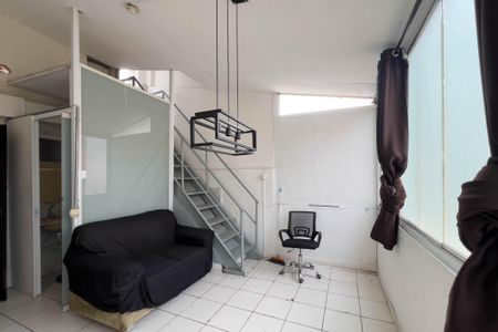 Sala de casa para alugar com 1 quarto, 50m² em Cambuci, São Paulo