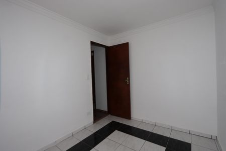 Quarto 2 de apartamento para alugar com 2 quartos, 82m² em Vila Ivone, São Paulo