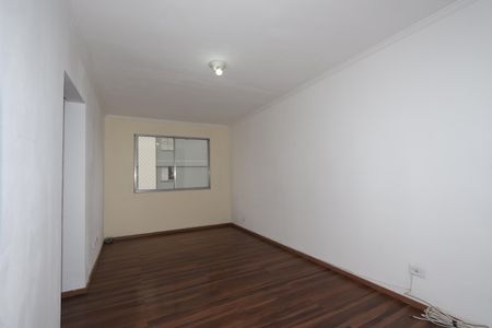 Sala de apartamento para alugar com 2 quartos, 82m² em Vila Ivone, São Paulo