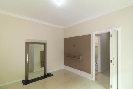 Casa à venda com 220m², 3 quartos e 4 vagas Casa à venda com 220m², 3 quartos e 4 vagasSuíte 3