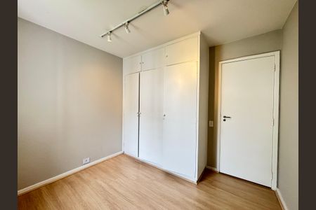 Quarto de apartamento para alugar com 2 quartos, 89m² em Itaim Bibi, São Paulo