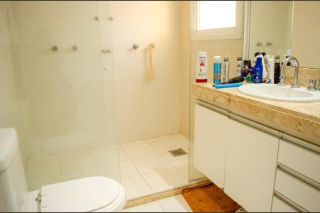 Apartamento para alugar com 269m², 4 quartos e 3 vagas Apartamento para alugar com 269m², 4 quartos e 3 vagasBanheiro Suíte 3