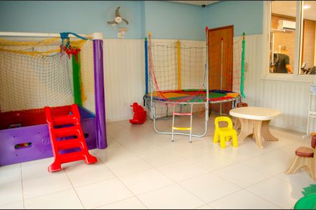 Apartamento para alugar com 269m², 4 quartos e 3 vagas Apartamento para alugar com 269m², 4 quartos e 3 vagasÁrea comum