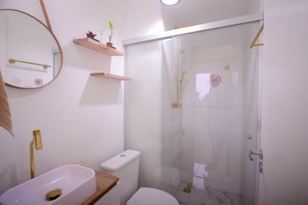 Apartamento para alugar com 38m², 2 quartos e sem vaga Apartamento para alugar com 38m², 2 quartos e sem vagaBanheiro