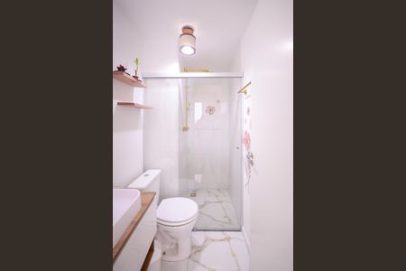 Apartamento para alugar com 38m², 2 quartos e sem vaga Apartamento para alugar com 38m², 2 quartos e sem vagaBanheiro